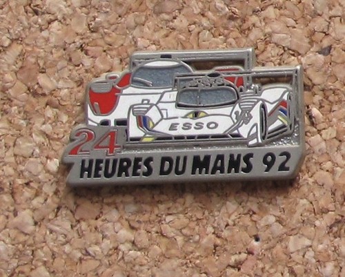 Pin sport automobile - pin's, 24