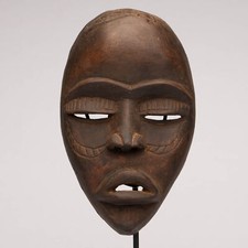 1371 MASQUE DAN AVEC SOCLE