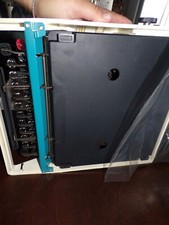 Machine à écrire avec sa