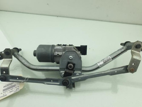 Moteur essuie glace avant