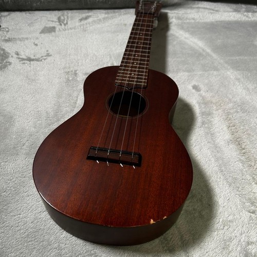 Ukulélé nakanishi 30c - ukulélé, s.nakanishi
