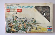 Maquette ESCI 1/72 guerre Napoléon Russian Granadiers 50 pièces réf 236 + cello