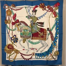 Foulard en soie Hermes Carre