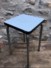 Ancien Tabouret Formica -no