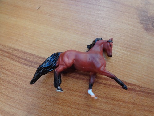 Breyer mini whinnies - 1/64,