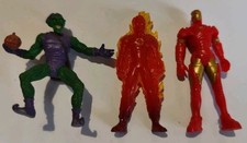 LOT 3 MINI-FIGURINE MARVEL