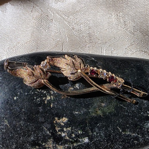 Superbe broche double feuille - superbe,