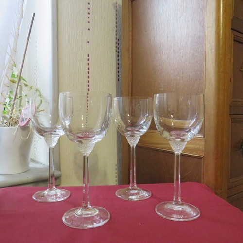 Verres vin rouge en - 4, a