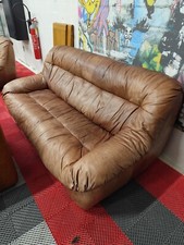 Canapé 3 places vintage en cuir des années 70 Ligne J.F. Mur