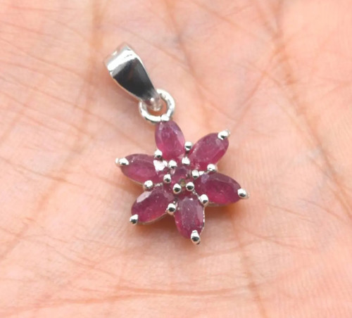 Pendentif floral rubis - , rouge