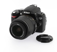 Nikon D60 + Objectif 18-55mm — État exceptionnel, proche du neuf