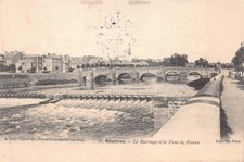 CPA – Mézières (Ardennes) – Le Barrage et le Pont de Pierre