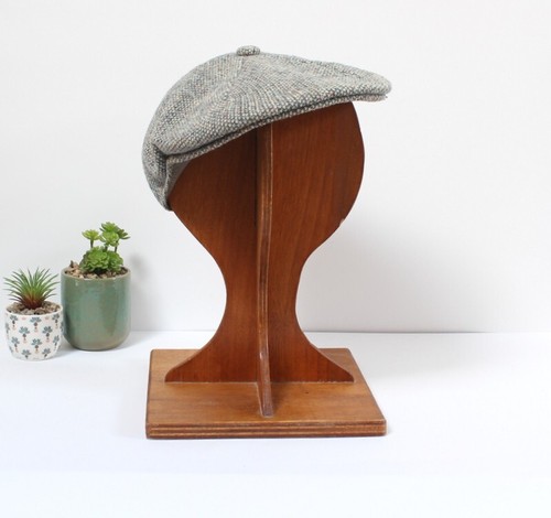 Tête chapeau bois - à,