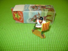 STARLUX MOYEN AGE 6003 SEIGNEUR COMBATTANT BOUCLIER CROISE EN BOITE D'ORIGINE