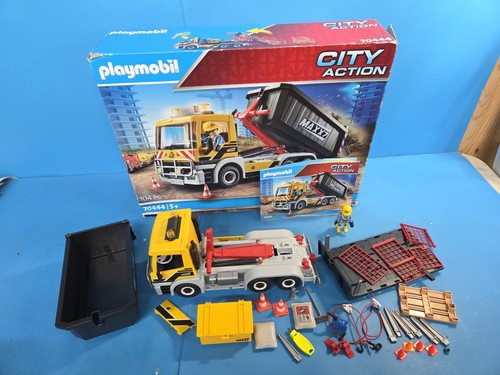 Playmobil city action 70444 - city,