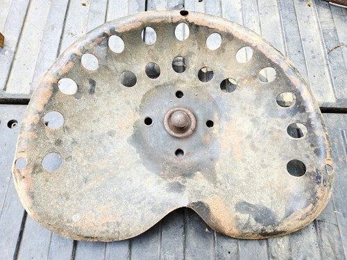 Gravely sulky seat for a - gravely,