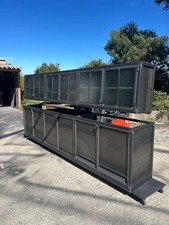 Cuisine sur mesure en verre et