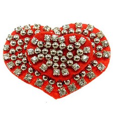 Broche coeur rouge feutrine romantique pin up burlesque strass cristal blanc