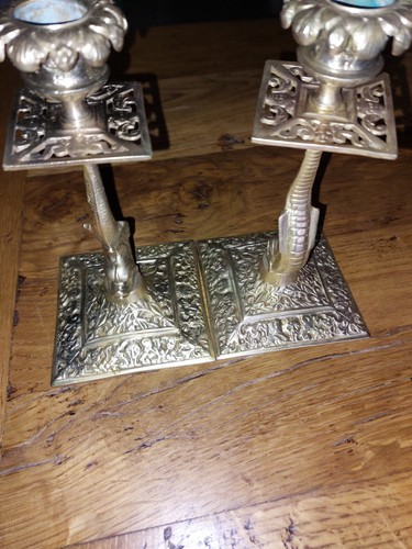 Bougeoirs anciens en - , laiton