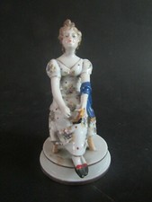 figurine statue sujet femme en porcelaine ackermann & fritze vienne BEL ETAT