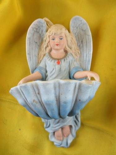 Ancien benitier biscuit - ,