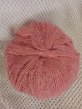 1 Pelote Rose (135g) en Parfait état