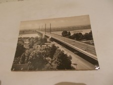 DUSSELDORF  ALLEMAGNE GERMANY  THEODOR HEUSS BRUCKE  PONT VIEILLES AUTOS FLAMME