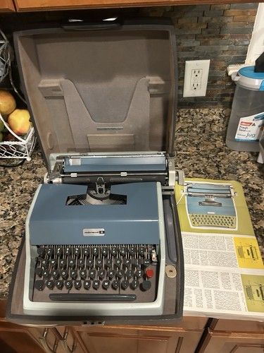 Vintage olivetti underwood - vintage,