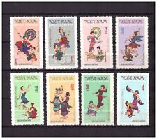VIETNAM DU NORD.  N°  768 / 775 .  SERIE   DANSES    NEUVE   (* )  .  SUPERBE .