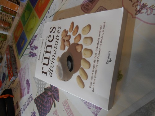 Livre pouvoirs magie ees - pouvoirs,