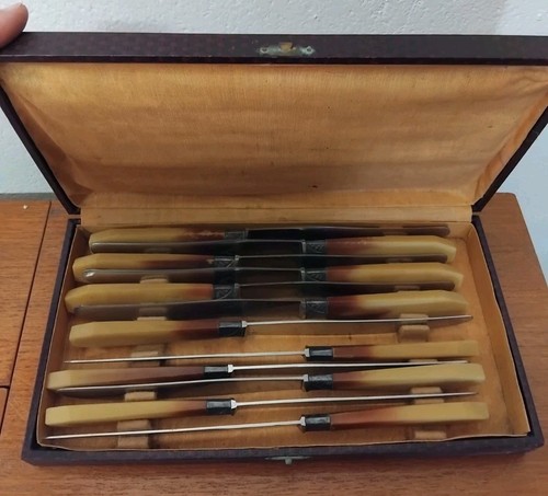 Ancien coffret couteaux - coffret,