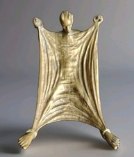 Beau Vide Poche En Bronze Doré Diable Sous Son Drap Art Nouveau