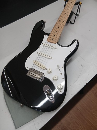 Fender std corps en - st-std,