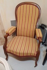 Fauteuil Voltaire ancien Réglable en bon état.