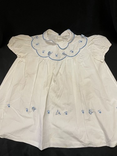 Robe ancienne enfant