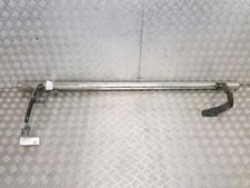 Marche-pieds lateral gauche -