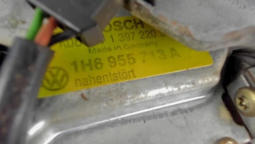 Moteur essuie glace arriere
