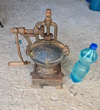 MOULIN À CAFÉ DE COMPTOIR  No PEUGEOT  DÉCO CUISINE VINTAGE POPULAIRE