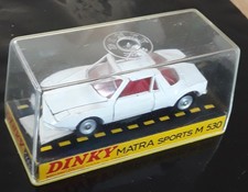 DINKY TOYS -  MADE IN FRANCE   MATRA 530  avec boite d'origine (voir photos)