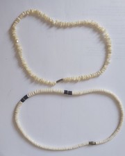 2 colliers fantaisie