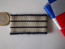 un passant épaulette