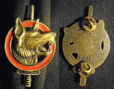 INSIGNE MILITAIRE –