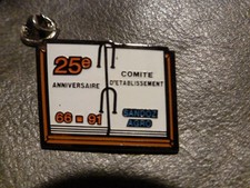 pin's sandoz lsd laboratoire pharmaceutique