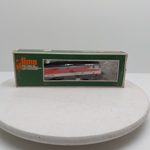 Lima 8045 locomotive - lima,