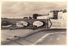 Pont à Laval France photo 2