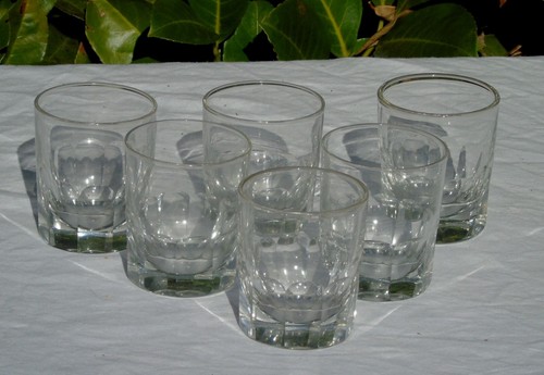 Service petits verres à - petits,