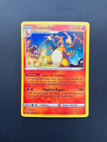 Carte pokémon dracaufeu - pokémon,