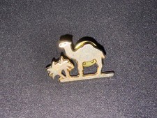 (V8) PINS BADGE ENAMEL VINTAGE