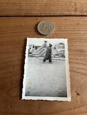 photo compétition automobile N230 les 24 du mans 1953 stand coca cola