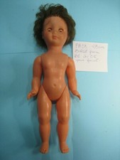 poupée ANCIENNE marque